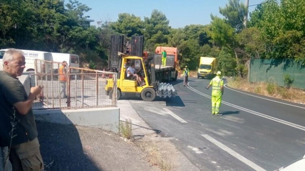 Αποκαταστάθηκε και παραδόθηκε στην κυκλοφορία η Δεκελείας